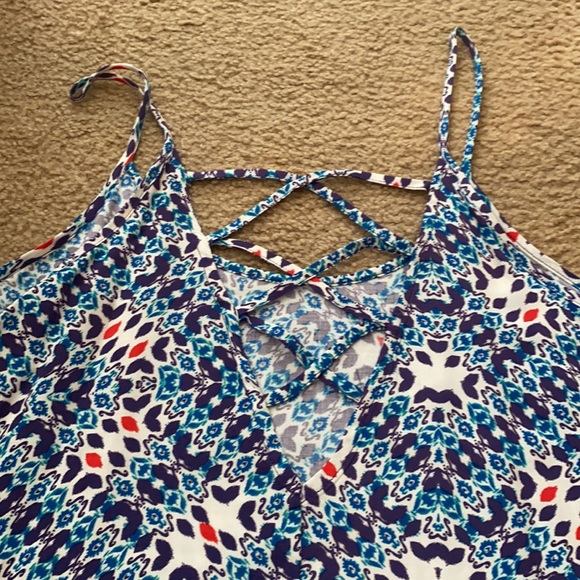 Flowy Top - Picture 4 of 4